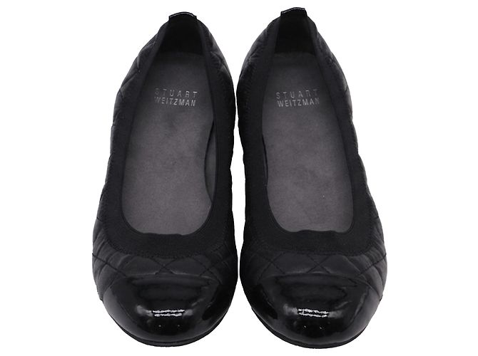 Sapatilhas acolchoadas Stuart Weitzman em couro preto - vista 2