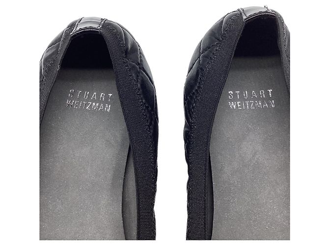 Sapatilhas acolchoadas Stuart Weitzman em couro preto - vista 7