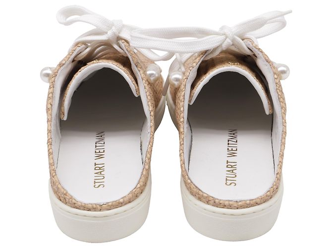 Mule Goldie di Stuart Weitzman in rafia beige - vista 5