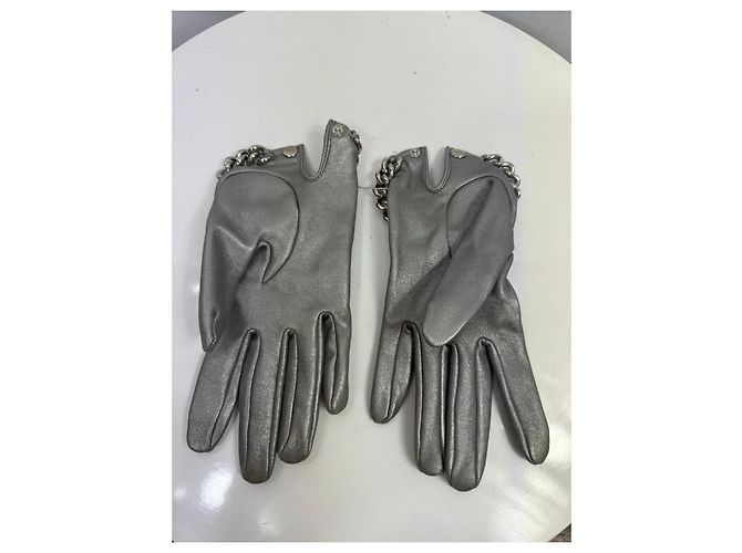 Autre Marque Causse Gantier Silberne Lederhandschuhe mit Ketten-Detail - Ansicht 2
