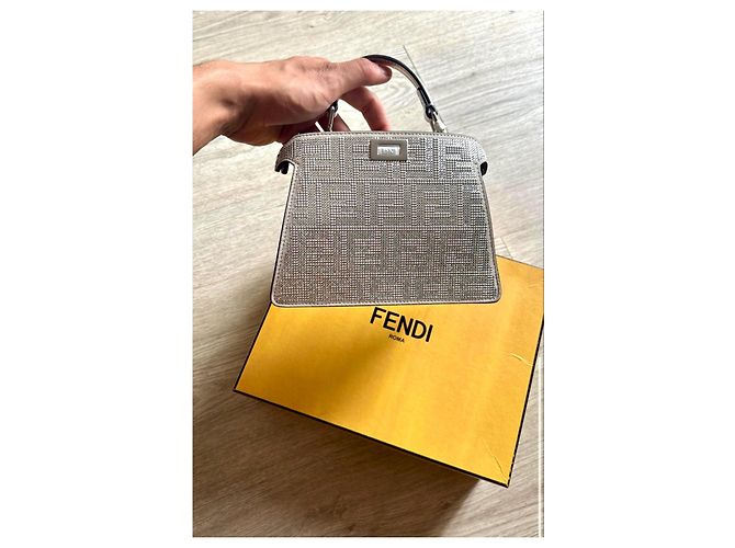 Fendi Peekaboo ISeeYou Mini Borsa in Pelle Argentata Strass Argento - vista 4