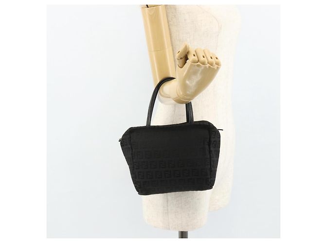Borsa a mano FENDI Zucchino Canvas Nera Argento Auth 178108 Nero - vista 20