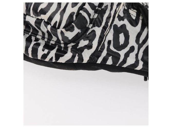 Borsa a tracolla SAINT LAURENT motivo zebra in nylon nero e bianco Auth 178693A - vista 14