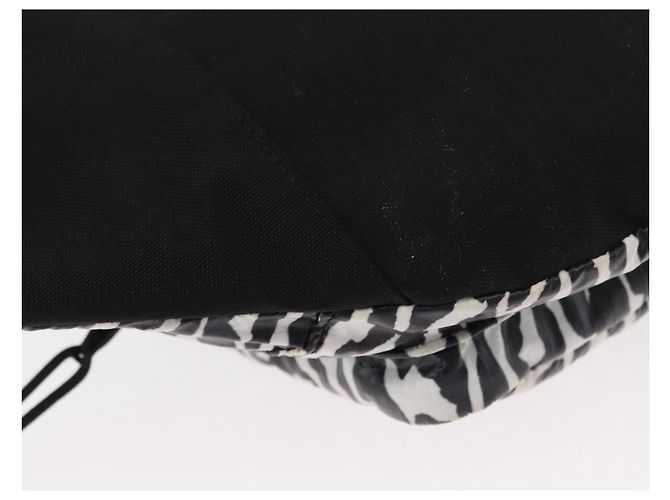 Borsa a tracolla SAINT LAURENT motivo zebra in nylon nero e bianco Auth 178693A - vista 15