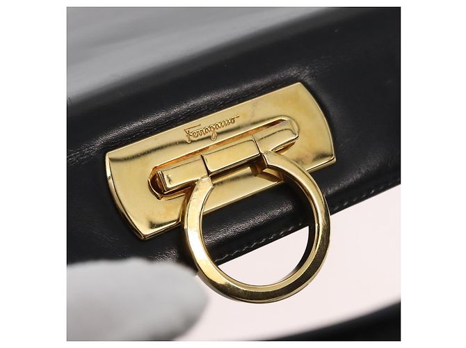 Salvatore Ferragamo Gancini Handtasche Leder 2way Schwarz Gold Auth 178504 Golden - Ansicht 10