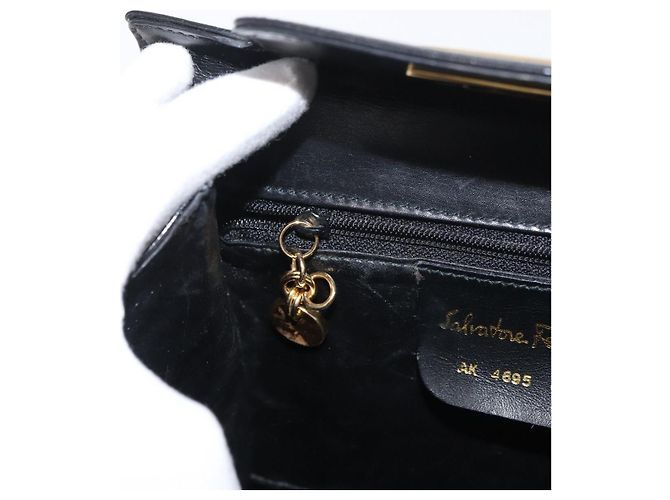 Salvatore Ferragamo Gancini Handtasche Leder 2way Schwarz Gold Auth 178504 Golden - Ansicht 24
