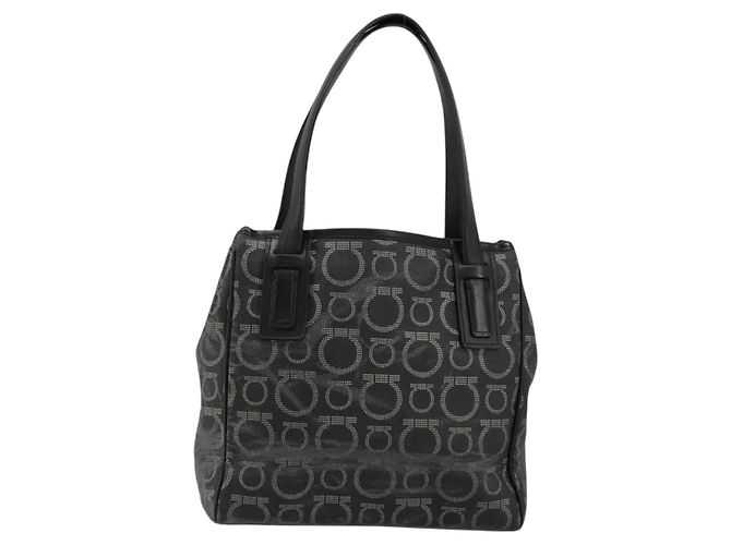 Borsa Salvatore Ferragamo Gancini in PVC e pelle nera argento Auth BA12370 Nero - vista 13