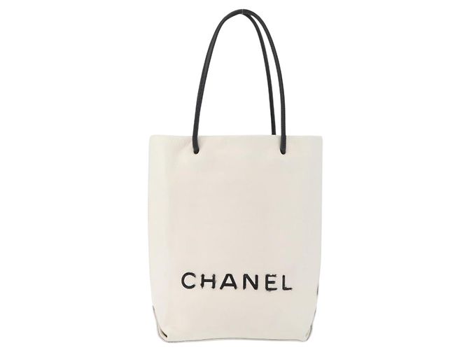 Borsa a Mano CHANEL Essential in Pelle Bianca CC Auth 178954V Bianco - vista 13