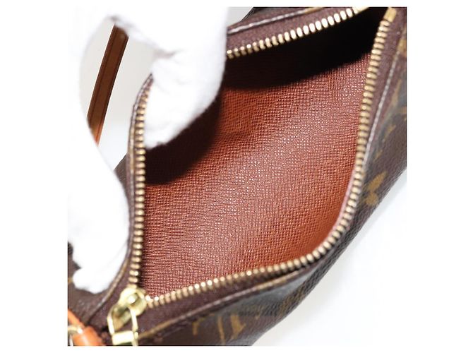 LOUIS VUITTON Pochette Monogram Papillon LV Auth 177297 Monograma - vista 12
