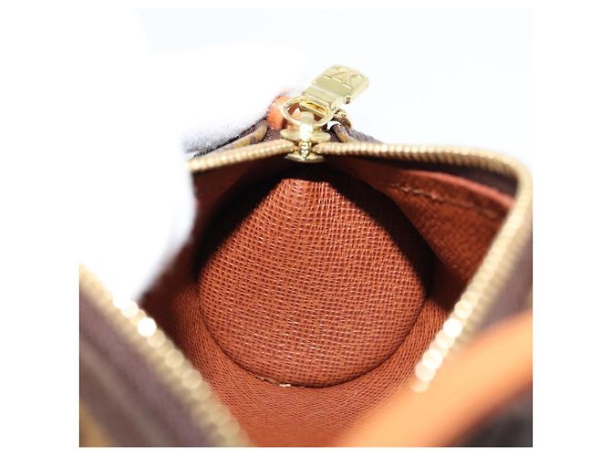 LOUIS VUITTON Pochette Monogram Papillon LV Auth 177297 Monograma - vista 18