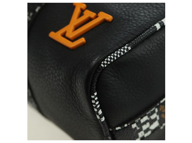 LOUIS VUITTON Borsa Keepall XS Damier Distorted City Nera M80202 LV Auth 177433SM Nero - vista 19