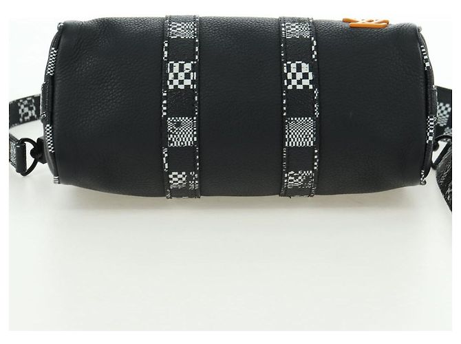 LOUIS VUITTON Borsa Keepall XS Damier Distorted City Nera M80202 LV Auth 177433SM Nero - vista 5