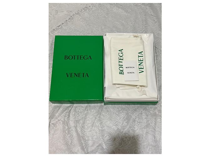 Bottega Veneta Décolleté in vernice nera a punta Nero - vista 4