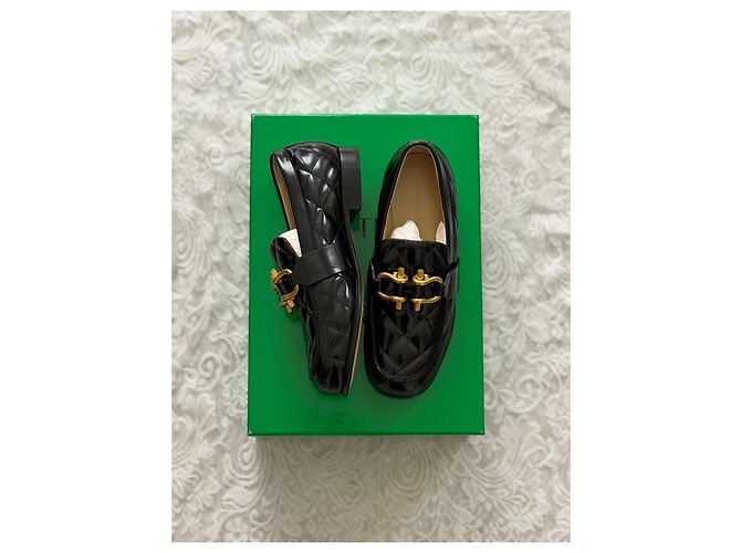 Bottega Veneta Mocassini Madame in vernice trapuntata nera Nero - vista 16