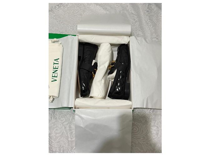 Bottega Veneta Mocassini Madame in vernice trapuntata nera Nero - vista 8