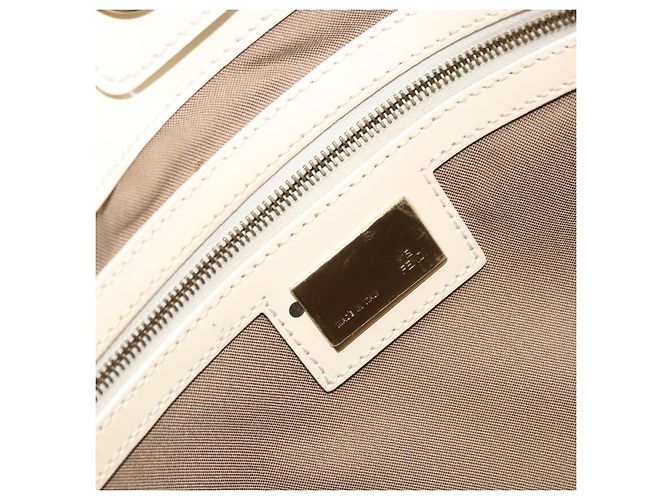 Borsa FENDI in pelle vernice Avorio Oro Auth BA12442A D'oro Crudo - vista 18