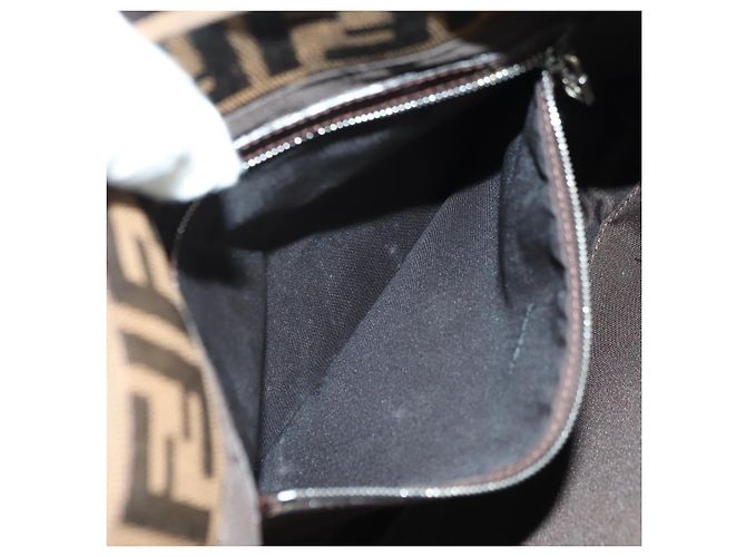 FENDI Zucca Canvas Mamma Baguette Borsa a Spalla Marrone Nero Auth 177772SAV - vista 26