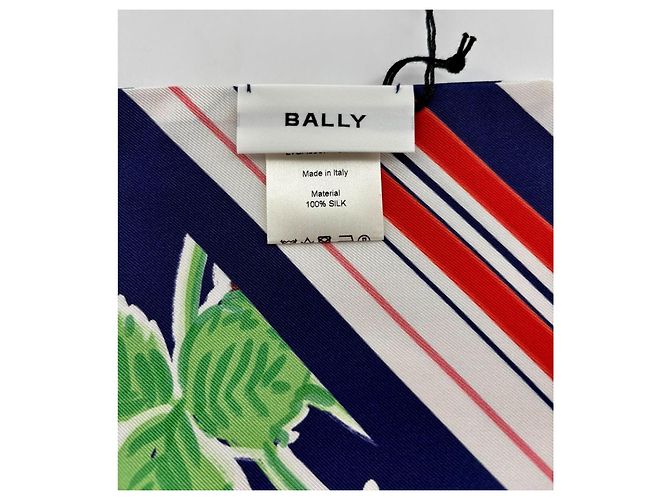 Lenço Skinny Bally de Seda com Estampa de Morangos Multicor - vista 2
