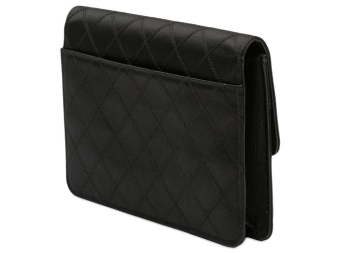 Clutch Chanel Black CC Satin Diamond Stitch Negro - vista 2