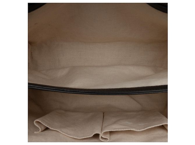 Borsa a tracolla Gucci Black Large GG Marmont in pelle di vitello martellata - vista 4