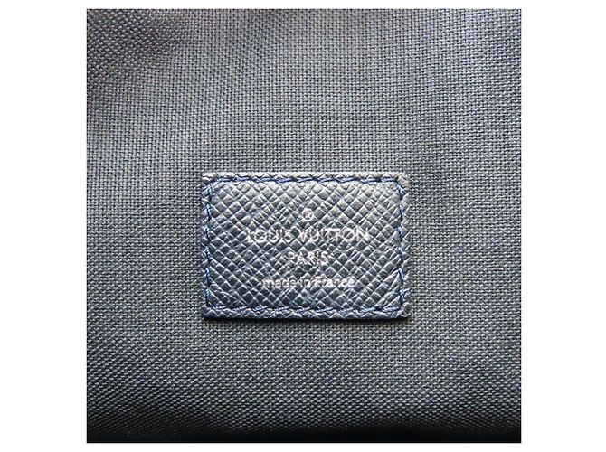 Borsa a Spalla Louis Vuitton Sasha Blu navy - vista 19