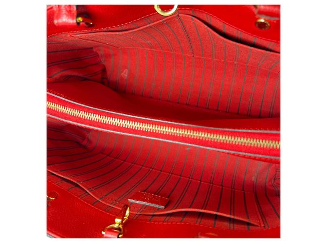 Borsa Louis Vuitton Cerise Montaigne MM Rosso - vista 10