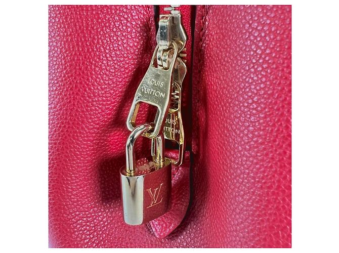 Borsa Louis Vuitton Cerise Montaigne MM Rosso - vista 15