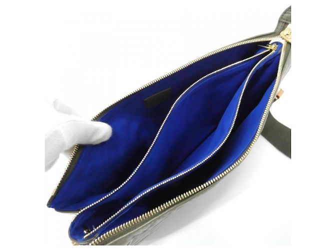 Borsa a Spalla Louis Vuitton Coussin MM M57782 Cachi - vista 7