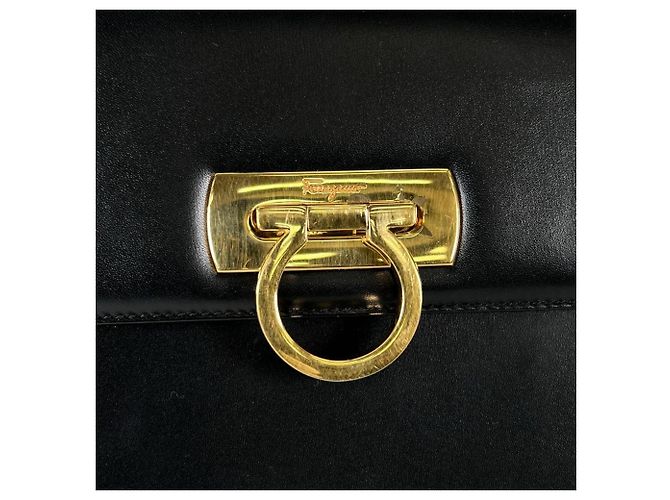 Borsa a mano compatta in pelle Gancini Salvatore Ferragamo Nero - vista 15