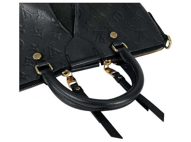 Borsa Louis Vuitton Monogram Empreinte Marisane PM Nero - vista 9