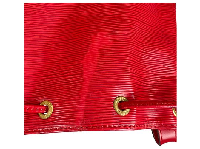 Borsa a tracolla Louis Vuitton in rosso Castilian - vista 11