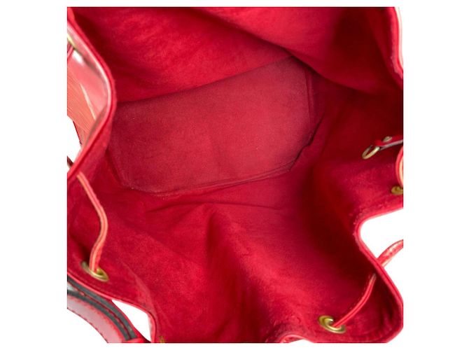 Borsa a tracolla Louis Vuitton in rosso Castilian - vista 14