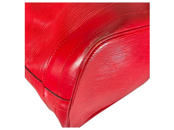 Borsa a tracolla Louis Vuitton in rosso Castilian - vista 8