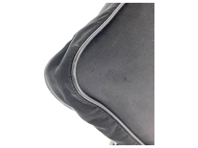 Borsa a tracolla in nylon nero Prada - vista 20