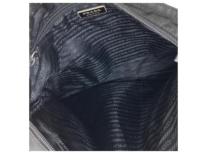 Borsa a tracolla in nylon nero Prada - vista 5