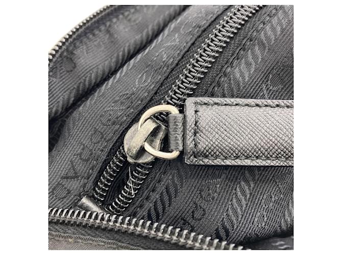 Borsa a tracolla in nylon nero Prada - vista 9
