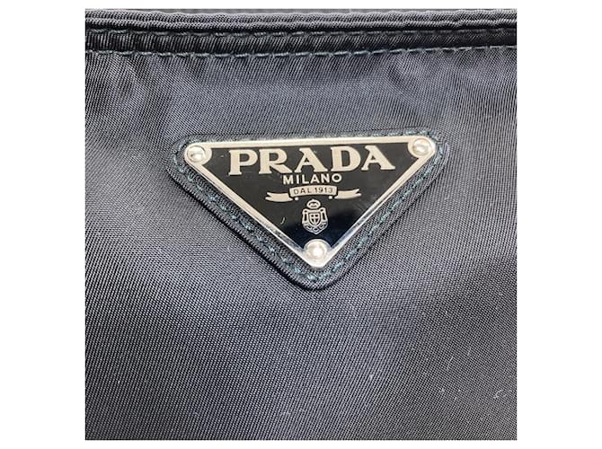 Prada Handtasche aus schwarzem Nylon - Ansicht 8