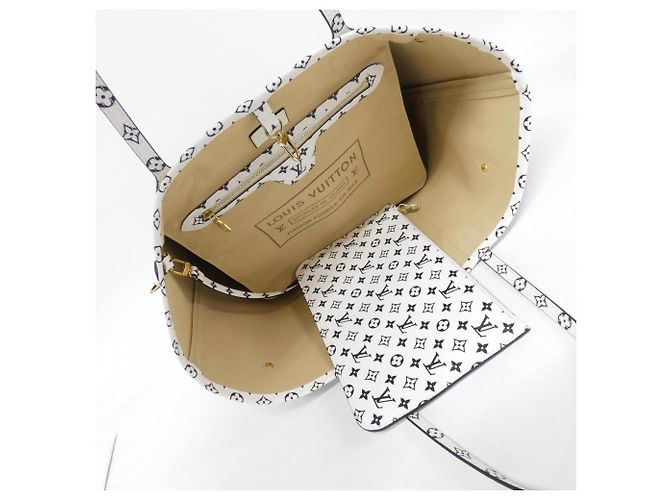 Bolso Louis Vuitton Monogram Giant Neverfull MM Caqui - vista 6