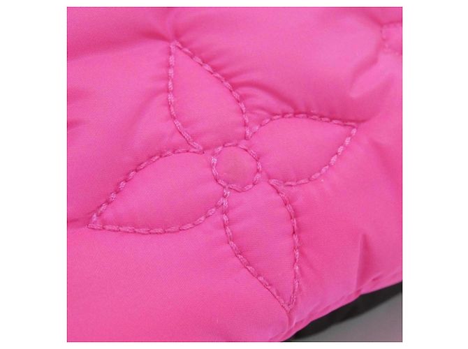 Louis Vuitton LV Pillow Maxi Multi Pochette Accessoires Nero Rosa - vista 4