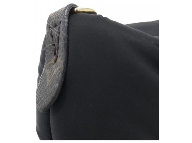 Louis Vuitton LV Pillow Maxi Multi Pochette Accessoires Nero Rosa - vista 6