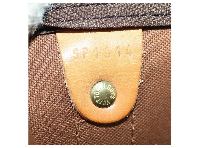 Louis Vuitton Keepall Monogram Canvas 50 Castaño - vista 6
