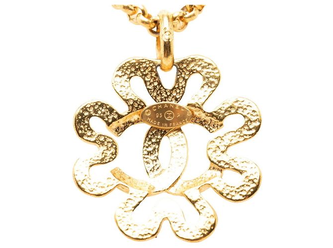Chanel Coco Mark Clover Motif Chain Pendant Necklace Golden - view 3