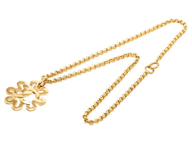 Chanel Coco Mark Clover Motif Chain Pendant Necklace Golden - view 4