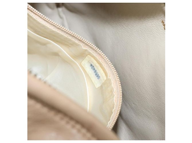 Chanel Vintage Diamond CC Camera Quilted Lambskin Large Beige - vista 7