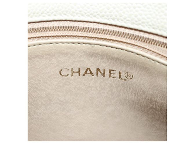 Chanel Vintage Slit Pocket Quilted Caviar Medium Beige - vista 7
