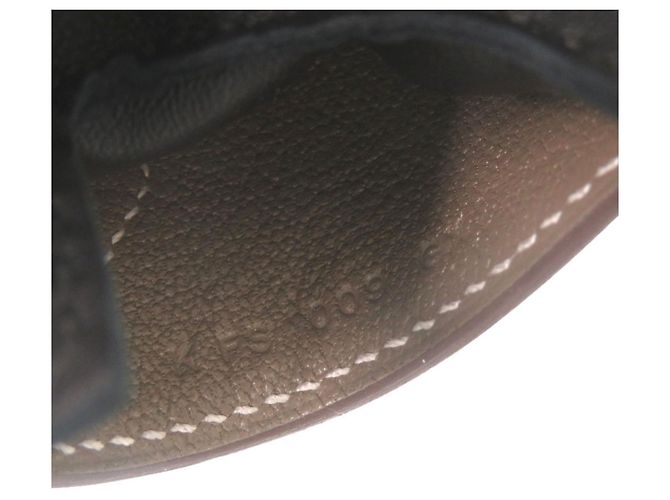 Hermès Charm per borsa Hermes Robeau Coeur PM Nero Taupe - vista 5