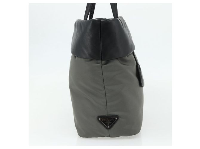 Borsa PRADA in nylon e pelle grigio nero Auth ka4199A Marrone - vista 3