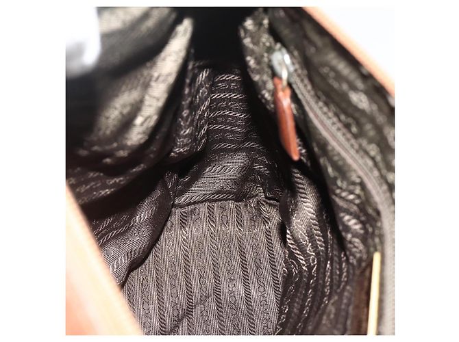 Borsa a Spalla PRADA in Pelle Marrone Oro Auth 177919 D'oro - vista 20