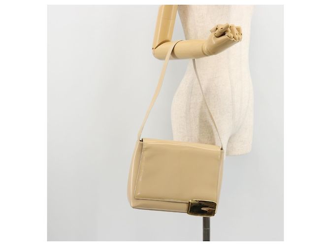Borsa a Spalla GUCCI in Pelle Vernice Avorio Oro 001 3444 1812 Auth bs34812 - vista 24
