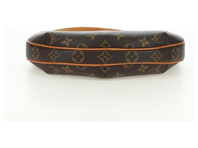 LOUIS VUITTON Monogram Pochette Croissant Shoulder Bag M51510 LV Auth 177650SAV Monogramma - vista 5
